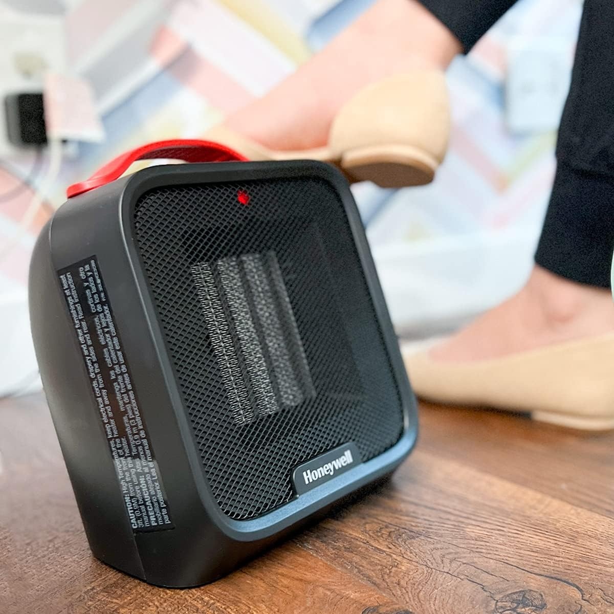 image:imageHoneywell UberHeat 5 Portable Ceramic 1500W Space Heater Indoor space heater for Small Rooms Bedrooms and Homes Fast Heating with Tipover Protection Black HEC210B
